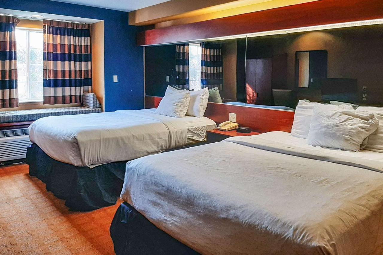 Starkville Inn & Suites Εξωτερικό φωτογραφία